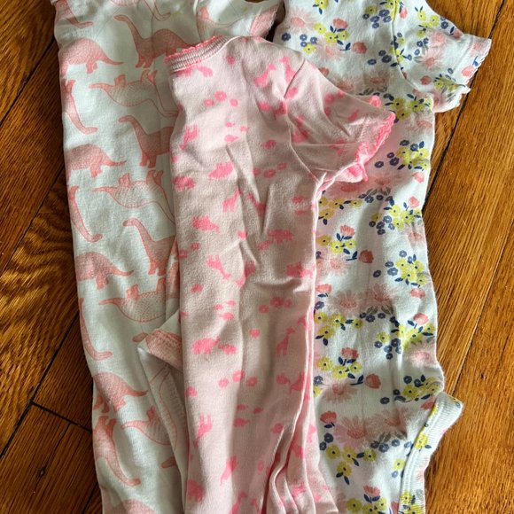 Simple joy dinosaur and floral onesie bundle - 6-9 months - Picture 4 of 4